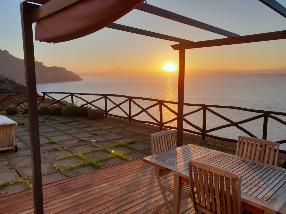 Casa Bianca Amore Амальфі Екстер'єр фото